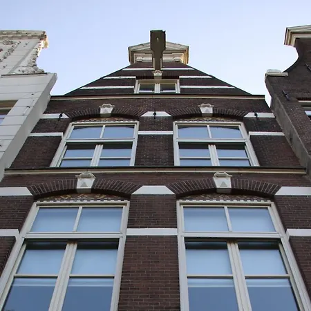 De Hoedenmaker Bed and breakfast 3*